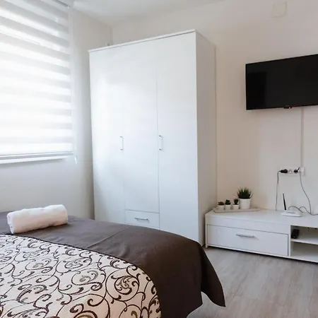 Apartmani Centar Lux New Zrenjanin Exterior photo